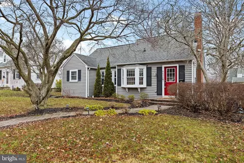 6608 Lochinvar Dr, Catonsville, MD 21228