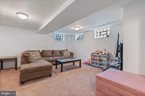 Living - 7437 Forrest Ave, Parkville, MD 21234 photo 3 of 4