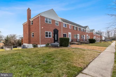 Exterior - 7437 Forrest Ave, Parkville, MD 21234 photo 2 of 4