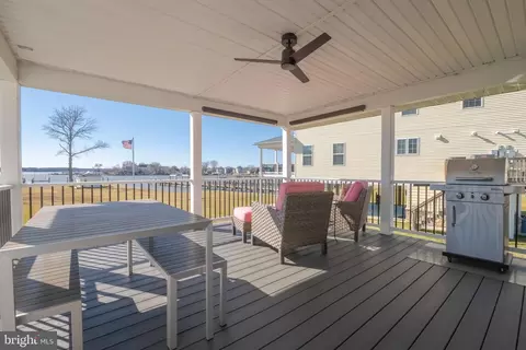 Exterior - 1306 Burke Rd, Middle River, MD 21220 photo 5 of 7