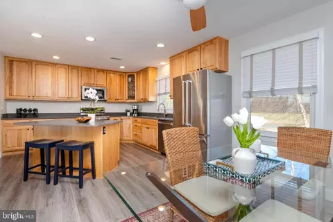 Kitchen - 1306 Burke Rd, Middle River, MD 21220 photo 3 of 3