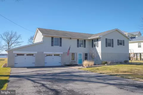 1306 Burke Rd, Middle River, MD 21220