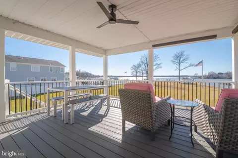 Exterior - 1306 Burke Rd, Middle River, MD 21220 photo 4 of 7