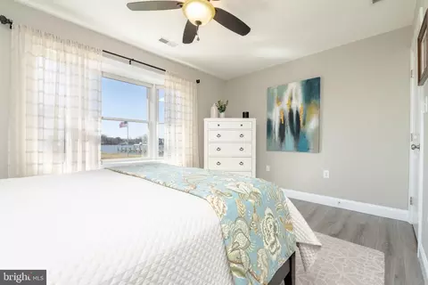 Bedroom - 1306 Burke Rd, Middle River, MD 21220 photo 2 of 4