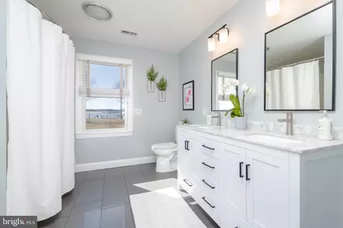 Bath - 1306 Burke Rd, Middle River, MD 21220 photo 1 of 1