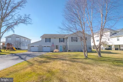 Exterior - 1306 Burke Rd, Middle River, MD 21220 photo 2 of 7