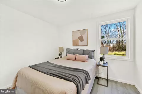 Bedroom - 2000 Summit Ave, Rosedale, MD 21237 photo 1 of 3