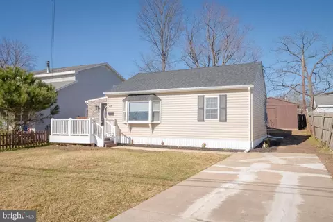 22 Transverse Ave, Middle River, MD 21220