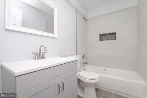 Bath - 22 Transverse Ave, Middle River, MD 21220 photo 4 of 4