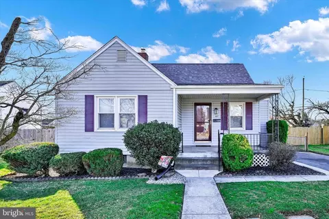 1807 Forrest Rd, Parkville, MD 21234