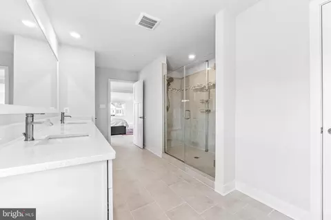 Bath - 9812 Libby Ln, Perry Hall, MD 21128 photo 5 of 15