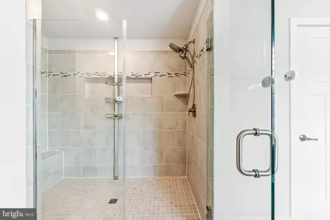 Bath - 9812 Libby Ln, Perry Hall, MD 21128 photo 6 of 15