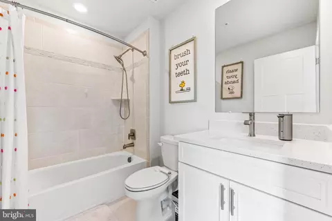 Bath - 9812 Libby Ln, Perry Hall, MD 21128 photo 9 of 15