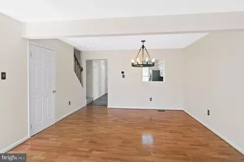 Living - 1135 Ingate Rd #1135, Halethorpe, MD 21227 photo 1 of 3