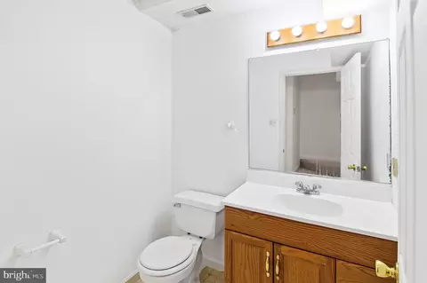 Bath - 1135 Ingate Rd #1135, Halethorpe, MD 21227 photo 4 of 4