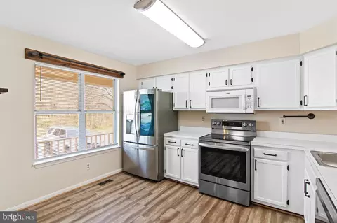 Kitchen - 1135 Ingate Rd #1135, Halethorpe, MD 21227 photo 1 of 4