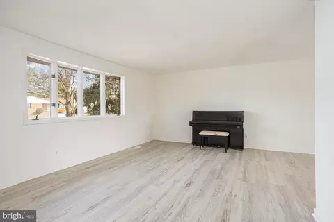 Living - 9615 Trepid Rd, Nottingham, MD 21236 photo 2 of 4