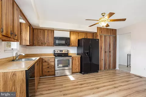 Kitchen - 9615 Trepid Rd, Nottingham, MD 21236 photo 3 of 3