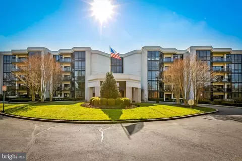 4001 Old Court Rd #119, Pikesville, MD 21208