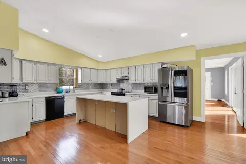 Kitchen - 12821 Eastern Ave, Middle River, MD 21220 photo 1 of 3