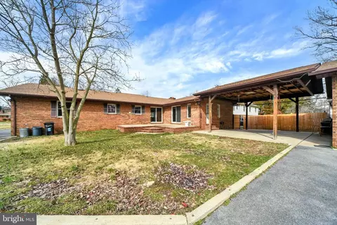 Exterior - 12821 Eastern Ave, Middle River, MD 21220 photo 4 of 8