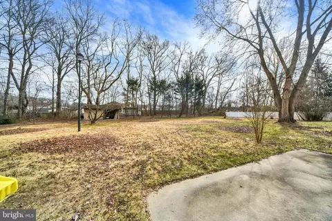 Exterior - 12821 Eastern Ave, Middle River, MD 21220 photo 6 of 8