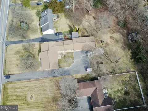 View/Area - 12821 Eastern Ave, Middle River, MD 21220 photo 3 of 12