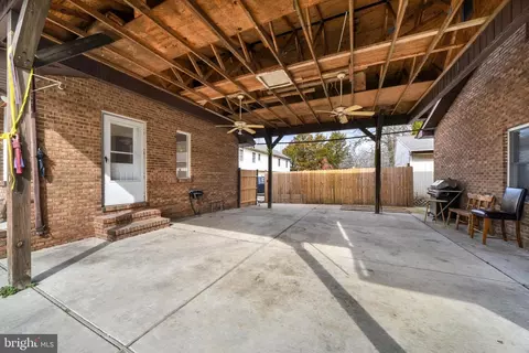 Exterior - 12821 Eastern Ave, Middle River, MD 21220 photo 3 of 8
