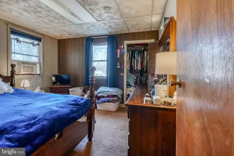 Bedroom - 8601 N Point Rd, Sparrows Point, MD 21219 photo 1 of 3