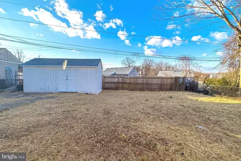 Exterior - 18 Stabilizer Dr, Middle River, MD 21220 photo 3 of 6