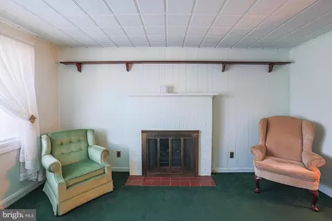 Living - 4211 Soth Ave, Nottingham, MD 21236 photo 3 of 6