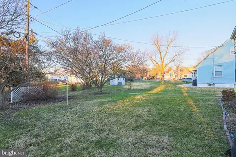 Exterior - 4211 Soth Ave, Nottingham, MD 21236 photo 4 of 5