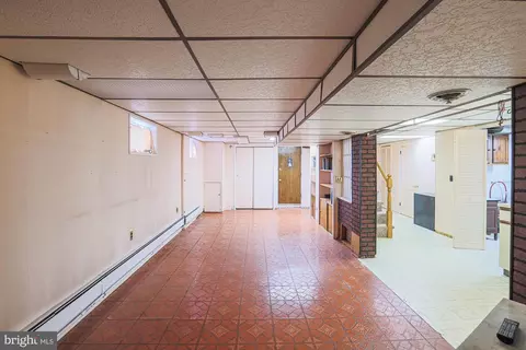 Entry Way - 4211 Soth Ave, Nottingham, MD 21236 photo 3 of 3
