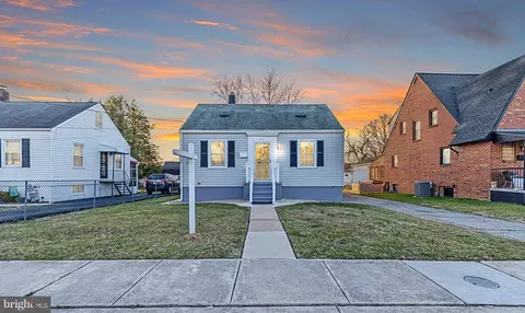 421 Maryland Ave, Essex, MD 21221