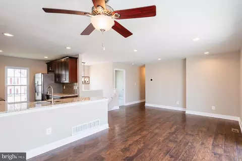 Living - 16 Maxa Ct, Middle River, MD 21220 photo 3 of 3