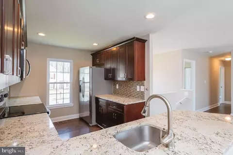 Kitchen - 16 Maxa Ct, Middle River, MD 21220 photo 1 of 8