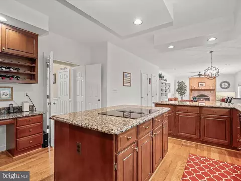 Kitchen - 23 Manor Knoll Ct, Baldwin, MD 21013 photo 7 of 9