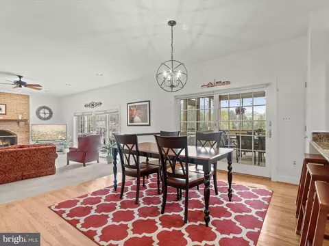 Dining - 23 Manor Knoll Ct, Baldwin, MD 21013 photo 4 of 6