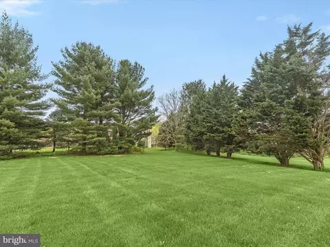 Exterior - 23 Manor Knoll Ct, Baldwin, MD 21013 photo 17 of 28