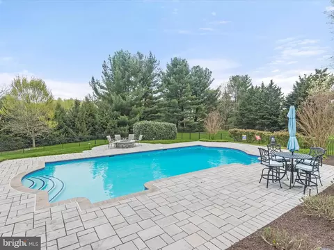Exterior - 23 Manor Knoll Ct, Baldwin, MD 21013 photo 12 of 28