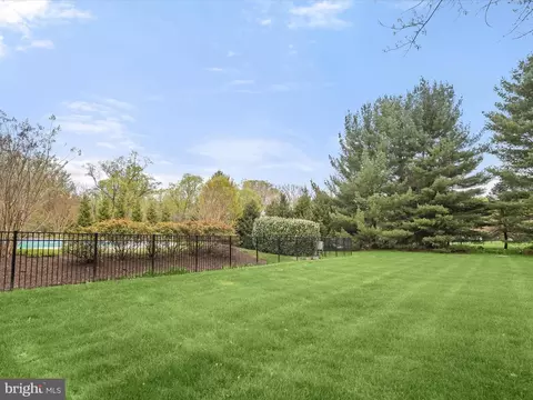 Exterior - 23 Manor Knoll Ct, Baldwin, MD 21013 photo 18 of 28