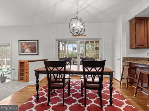 Dining - 23 Manor Knoll Ct, Baldwin, MD 21013 photo 5 of 6
