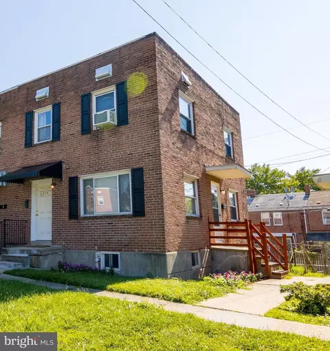 8529 Chestnut Oak Rd, Parkville, MD 21234