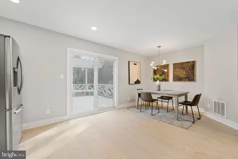 2037 Putnam Rd, Halethorpe, MD 21227 photo 6