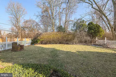 Exterior - 6853 Queens Ferry Rd, Baltimore, MD 21239 photo 10 of 14