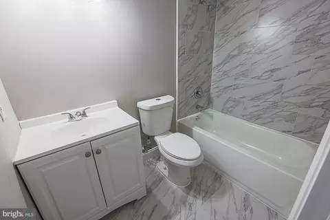 Bath - 6853 Queens Ferry Rd, Baltimore, MD 21239 photo 7 of 9