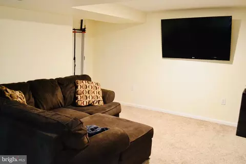 Living - 1815 Snyder Ave, Dundalk, MD 21222 photo 4 of 4