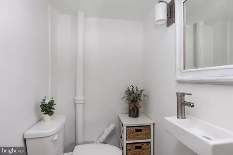 Bath - 7155 E Baltimore St, Baltimore, MD 21224 photo 2 of 2