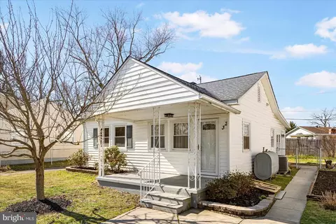 3 Altimeter Ct, Middle River, MD 21220