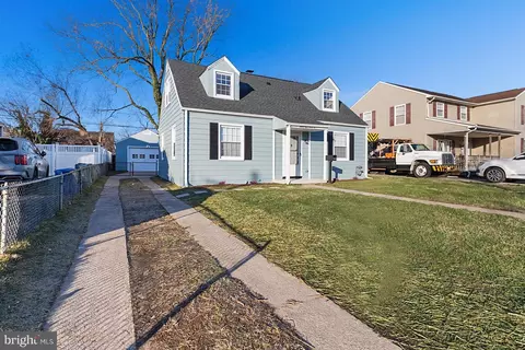 Exterior - 3446 Sollers Point Rd, Dundalk, MD 21222 photo 8 of 9